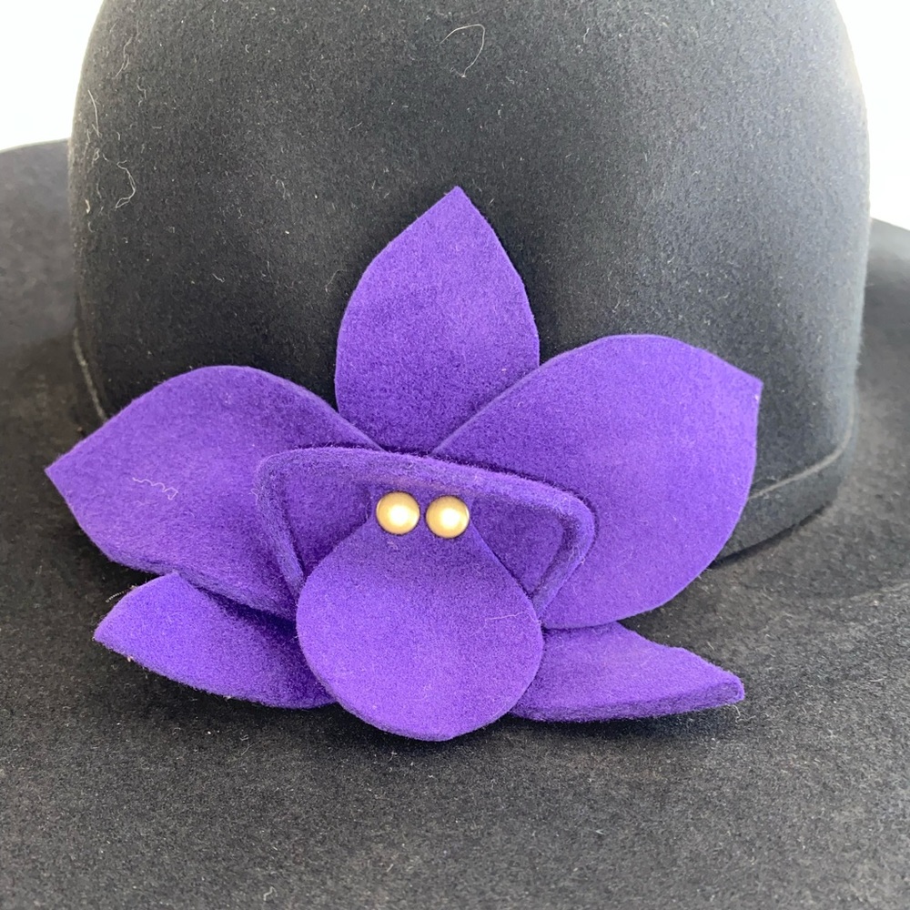 Black wool hat. One size fits all